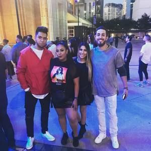 Meet your Posher, Dulce